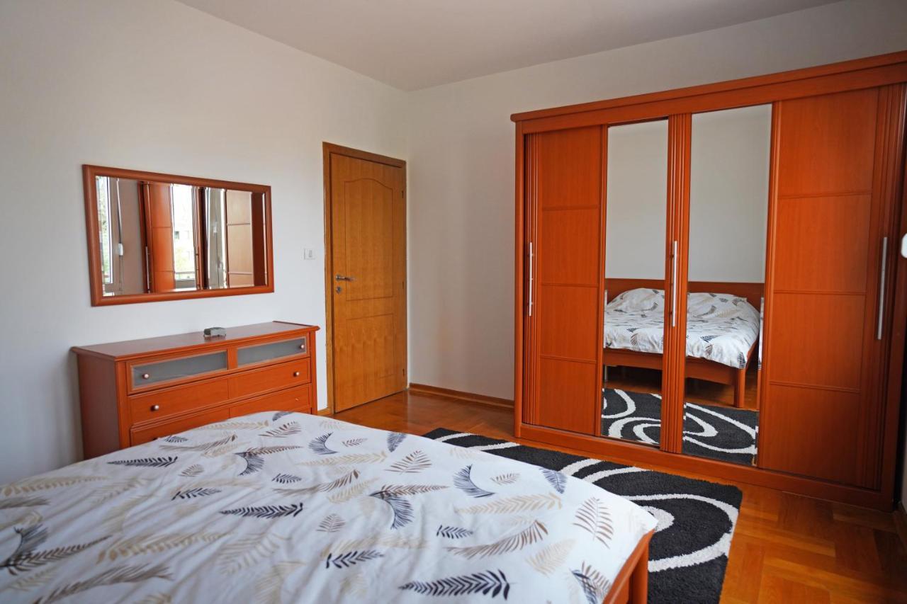 פודגוריצה Apartment Gold מראה חיצוני תמונה